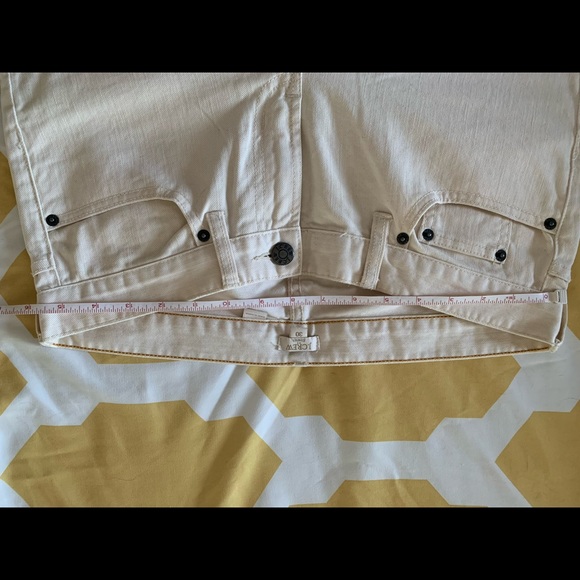 Cream/off white jeans. - Picture 8 of 8